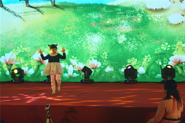 領(lǐng)先生物召開2018年度表彰獎勵大會暨2019年度工作規(guī)劃大會 領(lǐng)先生物召開2018年度表彰獎勵大會暨2019年度工作規(guī)劃大會